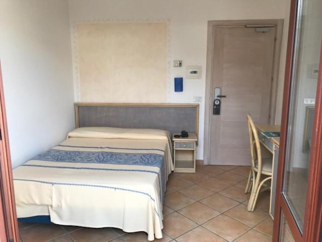 Hotel Mon Repos Baja Sardinia Extérieur photo